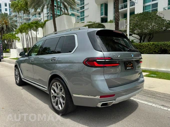 2025 BMW X7 xDrive40i - miniatura 5