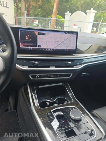 2025 BMW X7 xDrive40i – miniatura 7