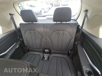 2025 BMW X7 xDrive40i – miniatura 14