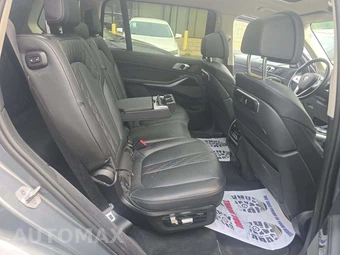 2025 BMW X7 xDrive40i – miniatura 17