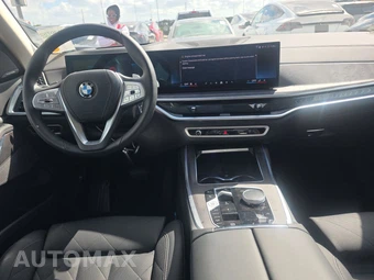 2025 BMW X7 xDrive40i - miniatura 11
