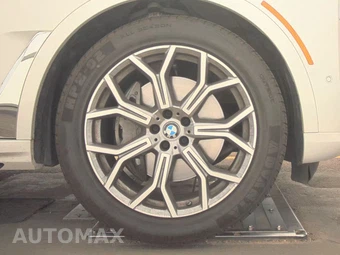 2025 BMW X7 xDrive40i – miniatura 10