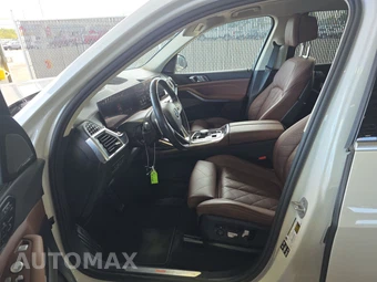 2025 BMW X7 xDrive40i – miniatura 13