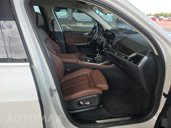 2025 BMW X7 xDrive40i – miniatura 14