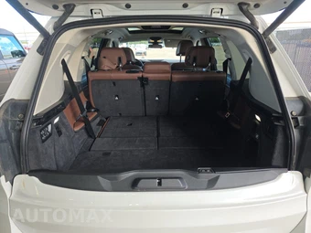 2025 BMW X7 xDrive40i – miniatura 23