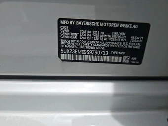 2025 BMW X7 xDrive40i – miniatura 15