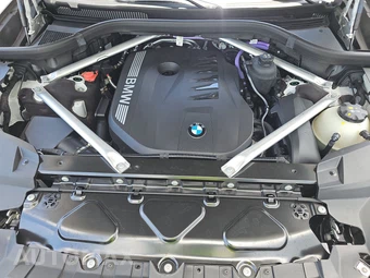 2025 BMW X7 xDrive40i – miniatura 16