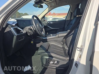 2025 BMW X7 xDrive40i – miniatura 7