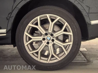 2025 BMW X7 xDrive40i – miniatura 12