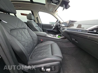 2025 BMW X7 xDrive40i – miniatura 14