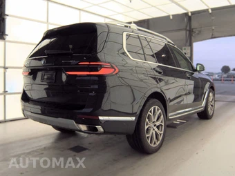 2025 BMW X7 xDrive40i – miniatura 5