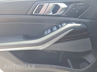 2025 BMW X7 xDrive40i – miniatura 15
