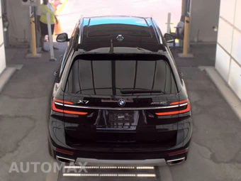 2025 BMW X7 xDrive40i – miniatura 6
