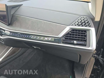 2025 BMW X7 xDrive40i – miniatura 17