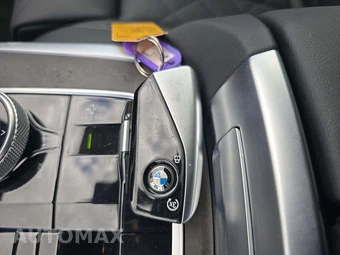 2025 BMW X7 xDrive40i – miniatura 5