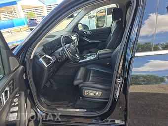 2025 BMW X7 xDrive40i – miniatura 7