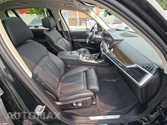 2025 BMW X7 xDrive40i – miniatura 19