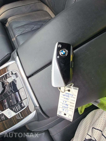 2025 BMW X7 xDrive40i – miniatura 8