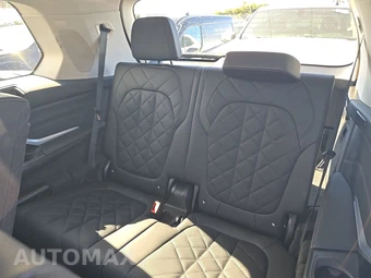 2025 BMW X7 xDrive40i – miniatura 14