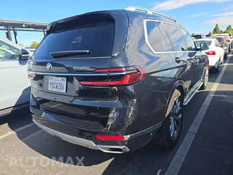 2025 BMW X7 xDrive40i – miniatura 4
