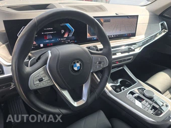 2025 BMW X7 xDrive40i – miniatura 11