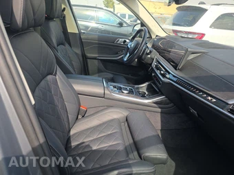 2025 BMW X7 xDrive40i – miniatura 8