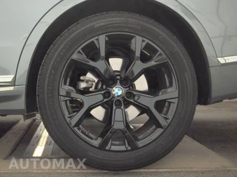 2025 BMW X7 xDrive40i – miniatura 12