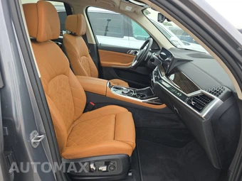 2025 BMW X7 xDrive40i – miniatura 14