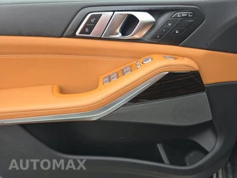 2025 BMW X7 xDrive40i – miniatura 15