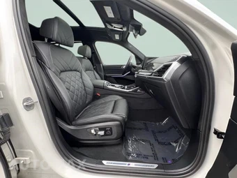 2025 BMW X7 xDrive40i M SPORT LINE - miniatura 25