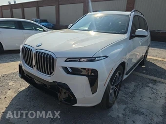 2025 BMW X7 xDrive40i M SPORT LINE
