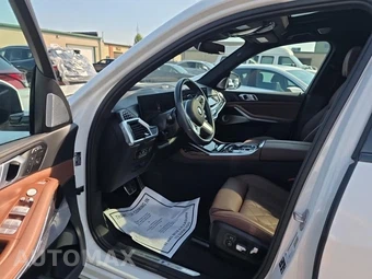 2025 BMW X7 xDrive40i M SPORT LINE – miniatura 13