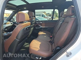 2025 BMW X7 xDrive40i M SPORT LINE – miniatura 16
