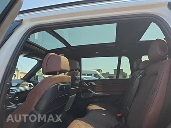 2025 BMW X7 xDrive40i M SPORT LINE – miniatura 17