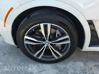 2025 BMW X7 xDrive40i M SPORT LINE – miniatura 8