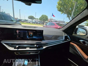 2025 BMW X7 xDrive40i M SPORT LINE – miniatura 10