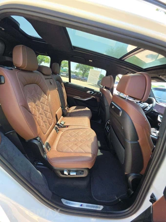 2025 BMW X7 xDrive40i M SPORT LINE – miniatura 17