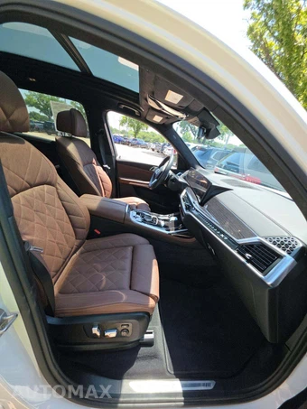 2025 BMW X7 xDrive40i M SPORT LINE – miniatura 19