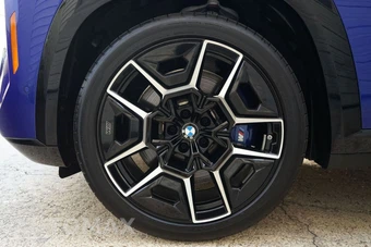 2025 BMW XM - miniatura 35
