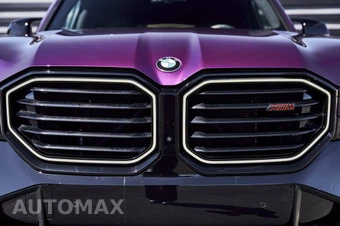 2025 BMW XM Label Red - miniatura 14