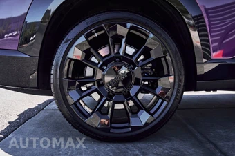 2025 BMW XM Label Red - miniatura 20