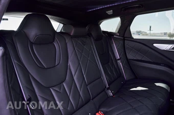 2025 BMW XM Label Red - miniatura 44