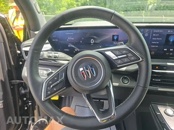 2025 Buick Enclave Avenir 1SP - miniatura 10