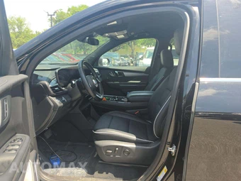 2025 Buick Enclave Preferred 1SD - miniatura 3