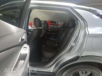 2025 Buick Encore GX Sport Touring 1SD - miniatura 13