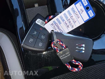 2025 Buick Envision Sport Touring (ST) 1SL - miniatura 8