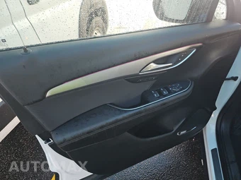 2025 Buick Envision Sport Touring (ST) 1SL – miniatura 9