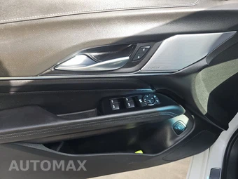 2025 Cadillac CT4 Luxury 1SB - miniatura 9