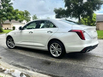 2025 Cadillac CT4 Luxury 1SB - miniatura 4