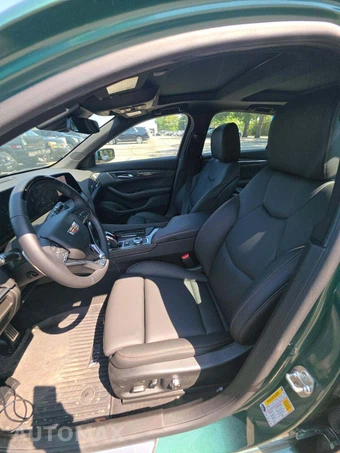 2025 Cadillac CT5 Sport 1SE - miniatura 3